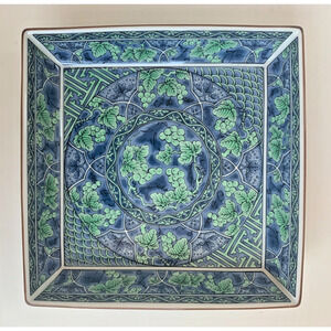 Maebata Japan Large Square Serving Dish Bowl Seika Ryokusai Rinka Grapes Green